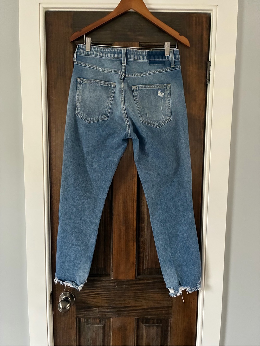 AMO High Rise Stix Crop - Picture 5 of 11